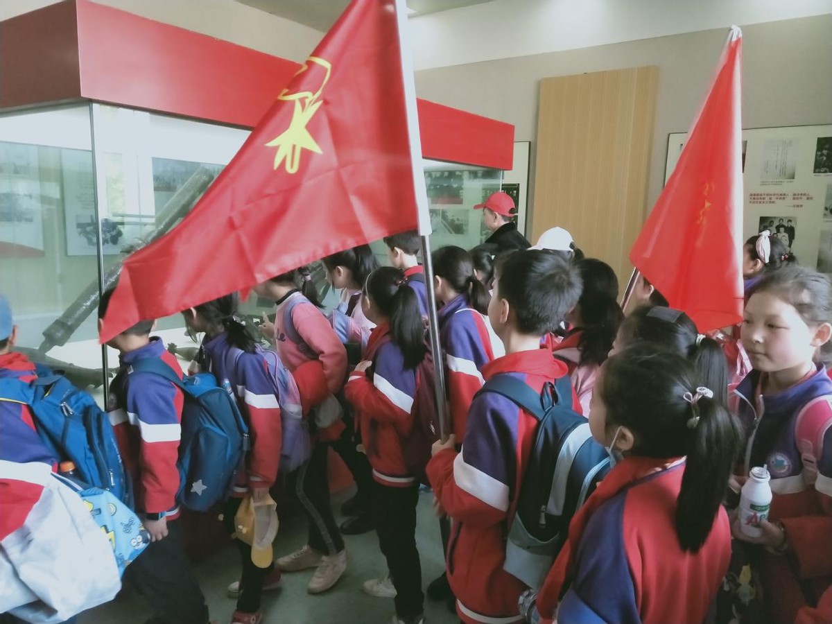 四川省宣漢縣蒲江小學(xué)開展實(shí)踐活動(dòng)(圖2) 四川省宣漢縣蒲江小學(xué)開展實(shí)踐活動(dòng)(圖2)