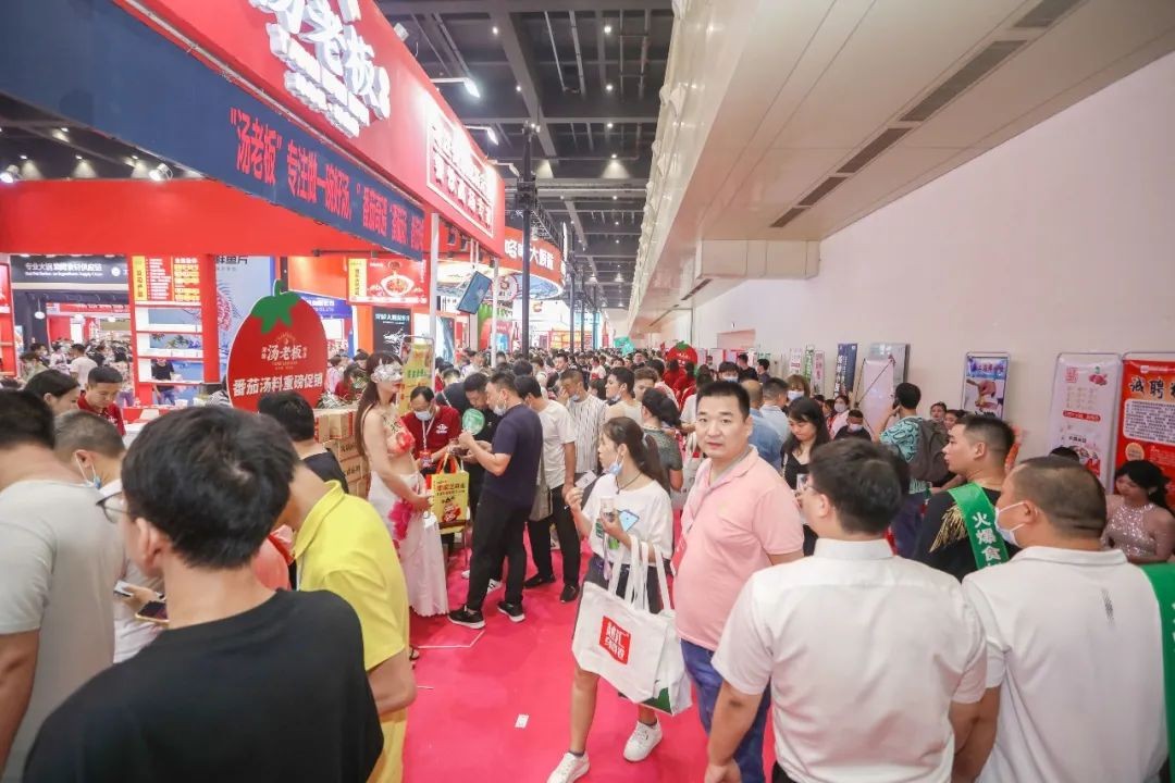第六届中国(郑州)火锅食材用品展成功举办 鸡大哥原汤鸡粉再耀全场