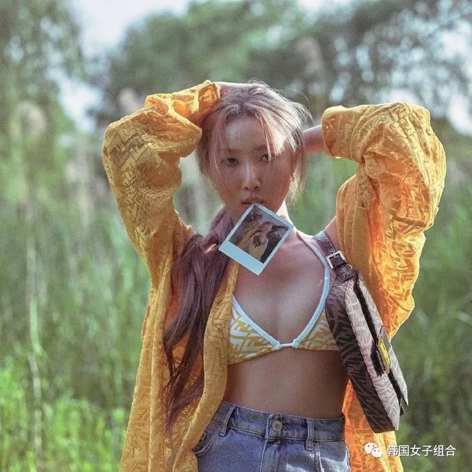 这个尺度我看可以,这位女团爱豆的INS更新