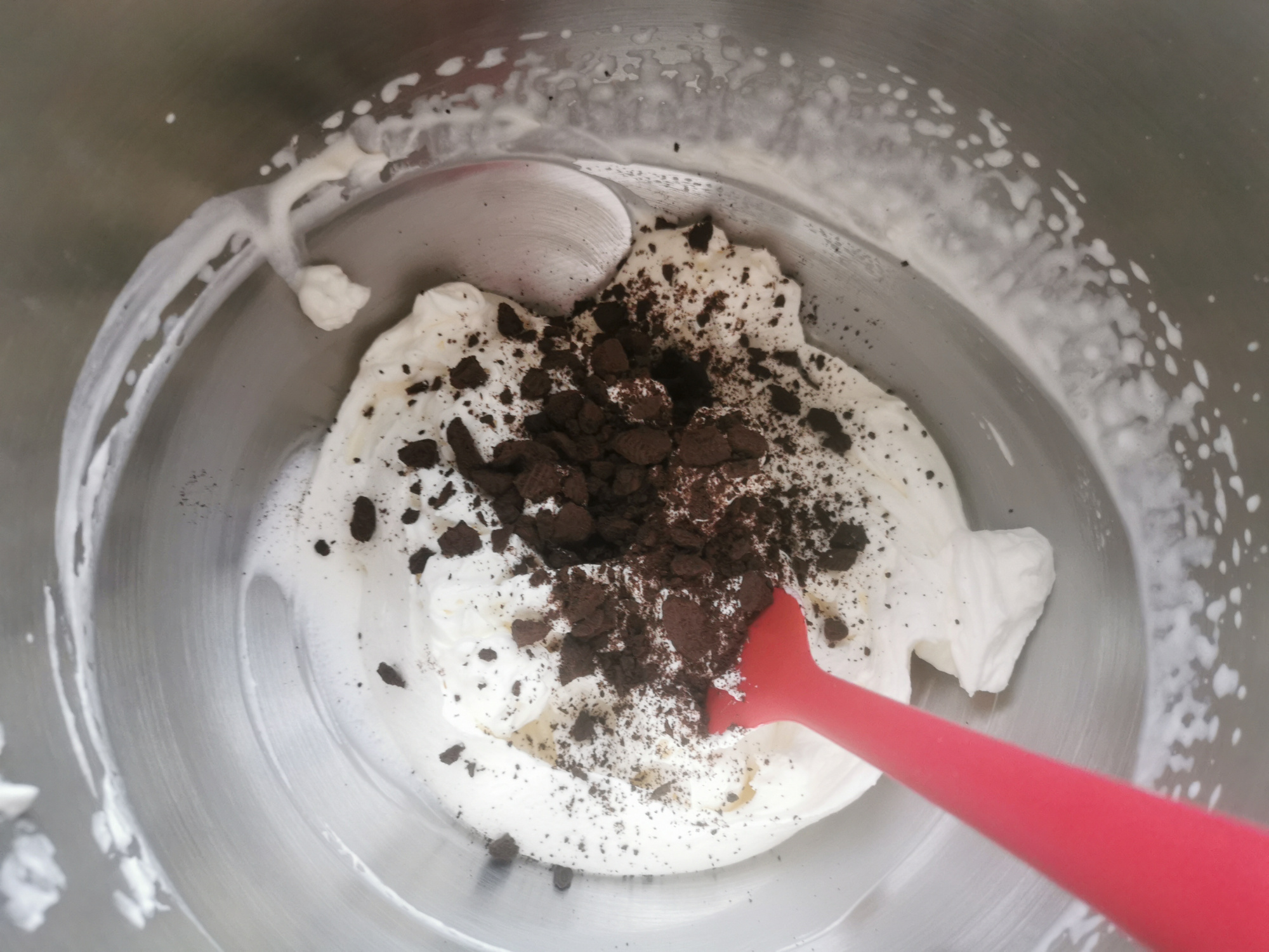 适合夏天吃，摩卡咸奶油蛋糕卷，口感丰富，香味浓郁，好吃不腻