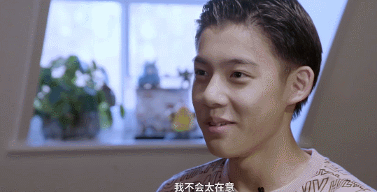 李嗣镕是谁？“足坛界陈冠希”的称号是怎么回事