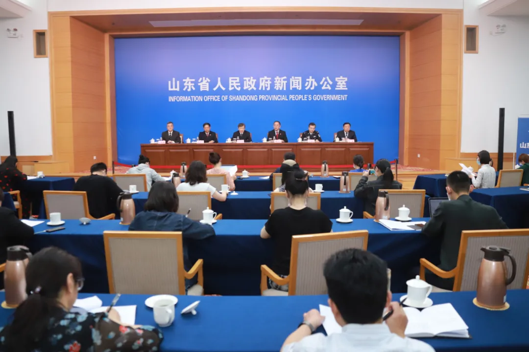 省司法厅参加全省政法机关“我为群众办实事”新闻发布会并回答记者提问