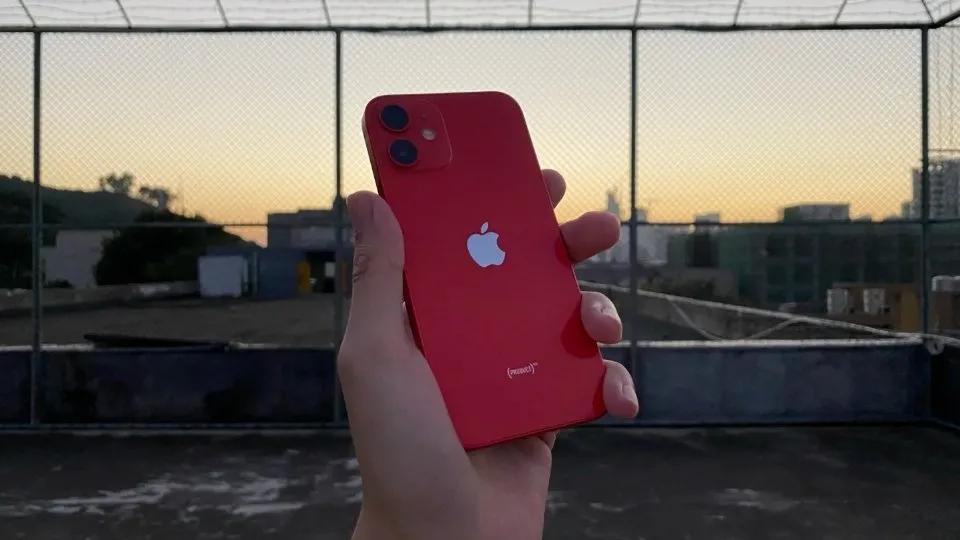 终于理解为什么很多想买P50Pro的人，最后却下单了iPhone12了