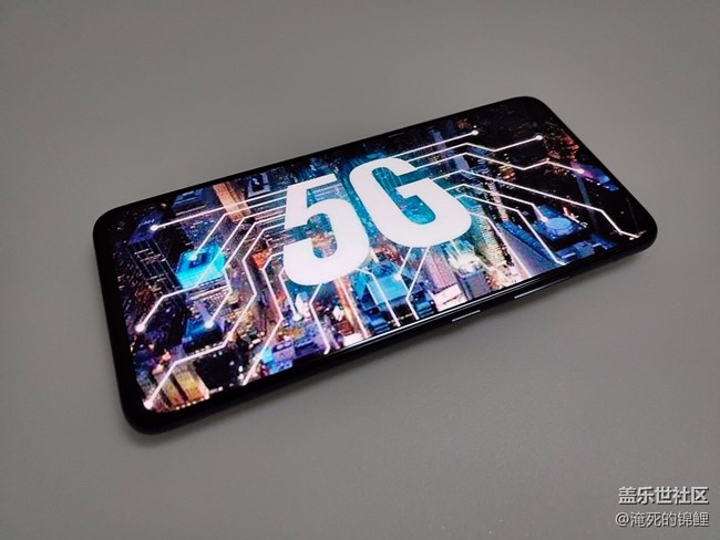 “水桶机”Galaxy A90 5G，全能型应战将来