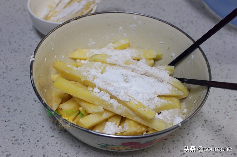 炸薯條多加一步，金黃酥脆，入口軟酥，比肯德基麥當勞好吃多了