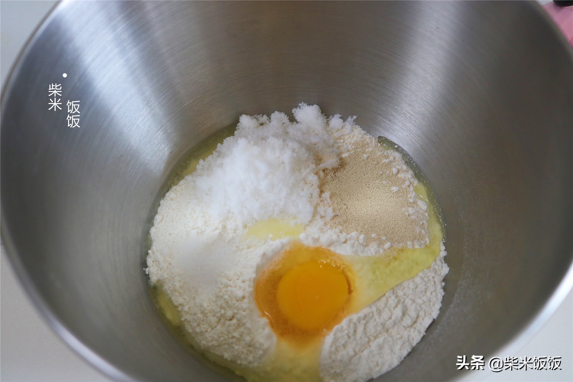 别给孩子买面包了，自己在家做，一次发酵，做法简单，香软好吃