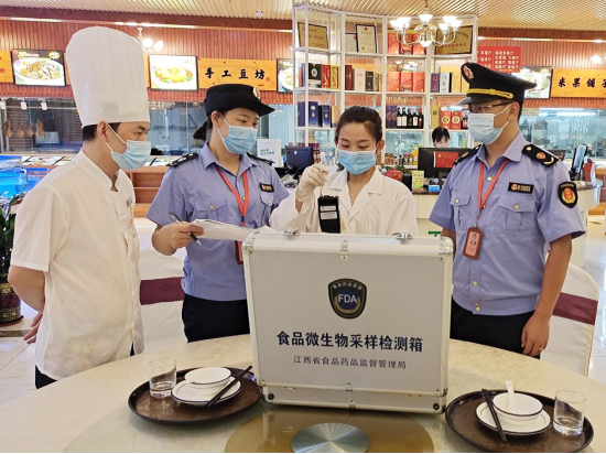 江西省于都县市场监管局：为高考学子“保驾护航”