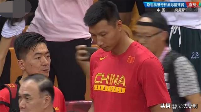 如此虚弱的突尼斯男篮，哈达迪开心了，如此流氓和去年一模一样