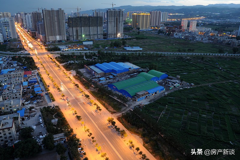 想在今年买房，越靠近这3处房子越保值，专家：居住舒适的好房子