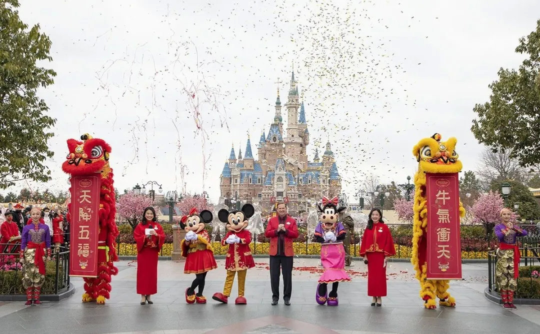 主题公园新春活动“国潮”味十足，喜迎牛年开门红