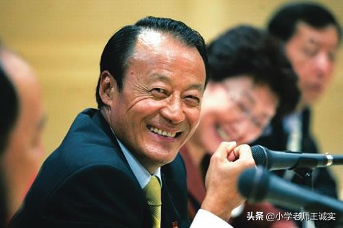 国乒的长盛不衰，与他是分不开的，昔日国乒元勋李富荣的精彩人生
