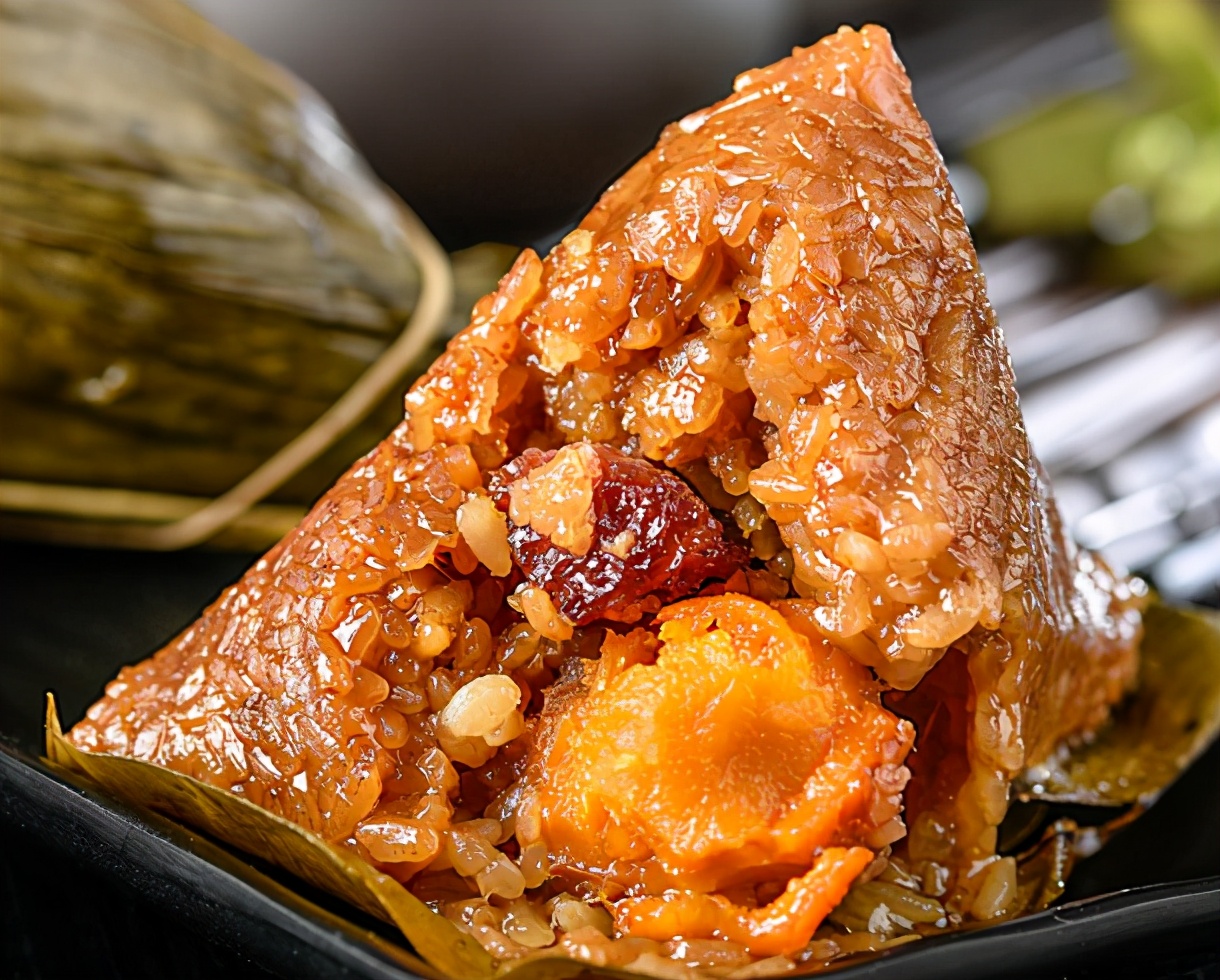 肉粽子怎么做更好吃？教您正确做法，肉香米糯，不用出去买