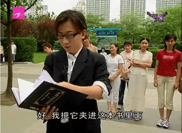 从“一夜爆红”到“跌落神坛”，刘谦经历了什