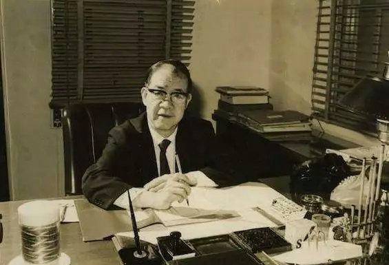 �����й���һ��ԭ�ӵ���ըʱ��̨����զ��ģ�