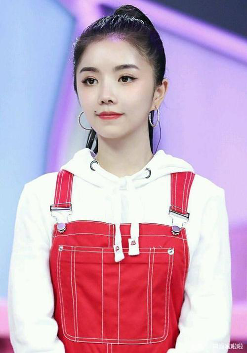 《青你2》主题曲考核，35强训练生晋级赛，你最