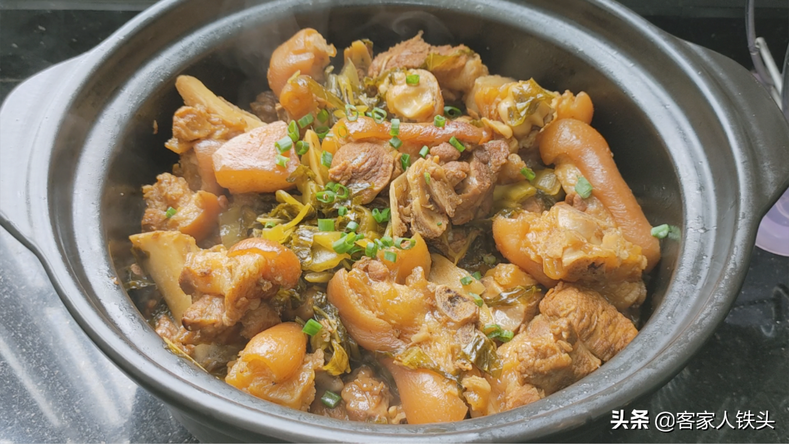 一锅炖有多好吃？试试客家这一锅美味就知道，有荤有素开胃又好吃