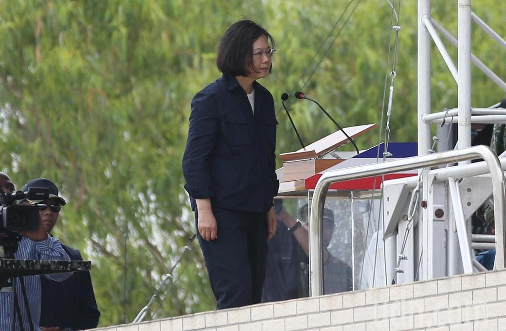 綠媒打嘴炮最厲害？ 解放軍軍機巡航台海，綠媒：台軍加強訓練