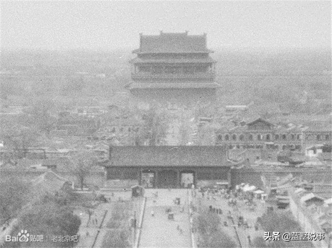 老北京的地安门你是永远见不到了，当年溥仪就是由此门离开皇城