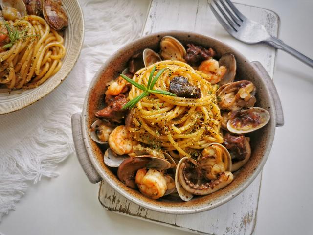 二伏面别忘吃，10种面条的做法教给你，每天换样做，消暑解馋