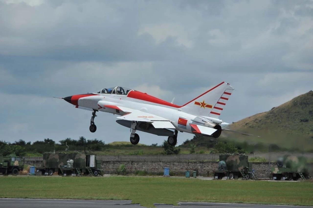 ��ýָ���й��������գ���ĸ���ӳɳ�̫�죬��������Ա����������