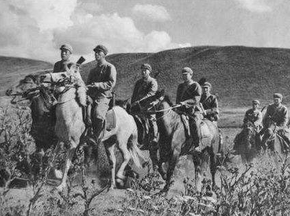 1969年中苏边境争端：一次完胜老大哥，另一次则