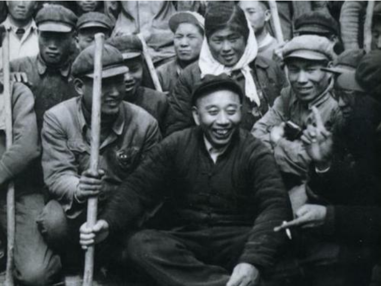 军史上的第二次长征，毛主席对王震说，你们可