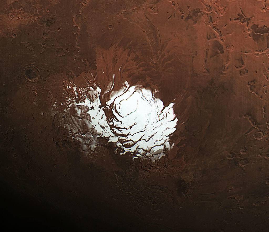 在火星冰盖下发现隐藏湖泊的迹象