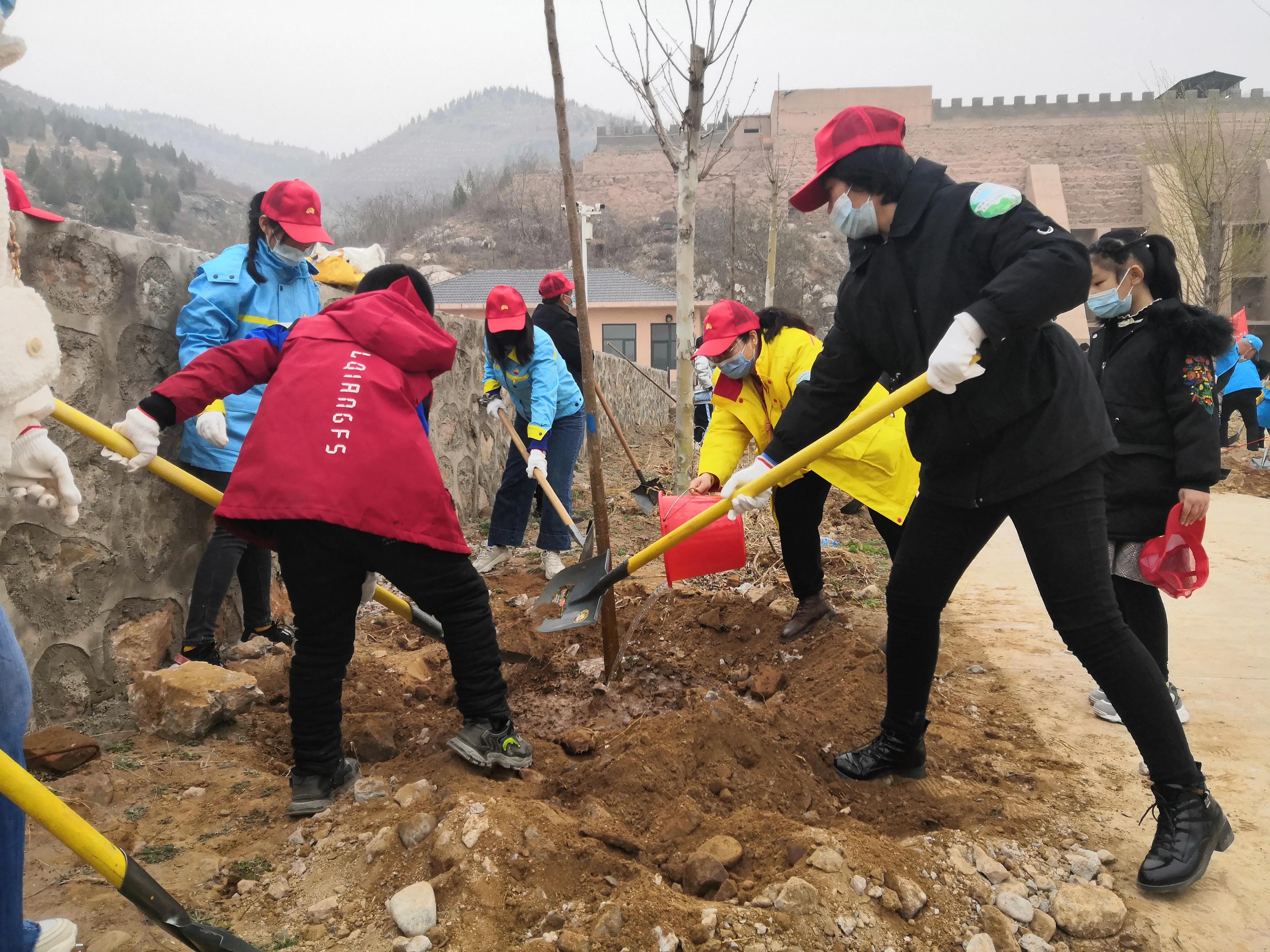 中国石油邯郸分公司开展植树造林活动