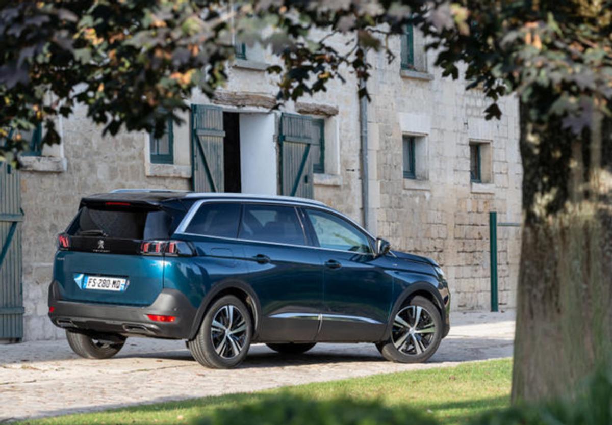 How strict are the European emission standards?The Peugeot 5008, which
