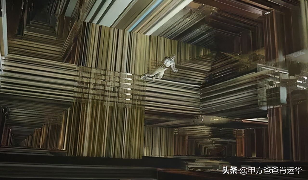 很多年前,曾看了一部电影《星际穿越》,最后主角穿越五维空间回到了