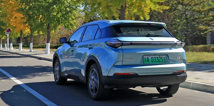 �۸м��ѣ�����������ۣ��쳵�������Ĵ���ó���ӭΧ��