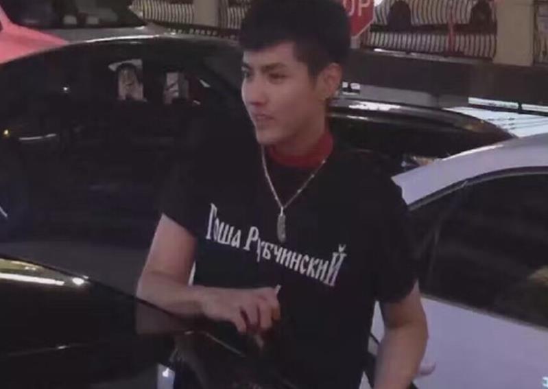 吴亦凡被刑拘后，豪宅价格一落千丈，小区业主不知道有多恨他？