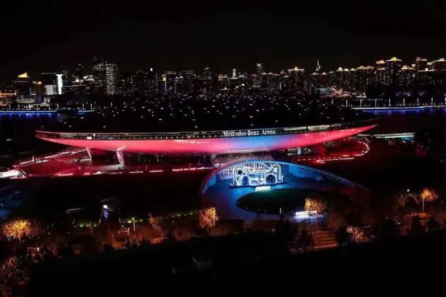 “超级晚”之争白热化，卫视瞄准定制晚会新蛋