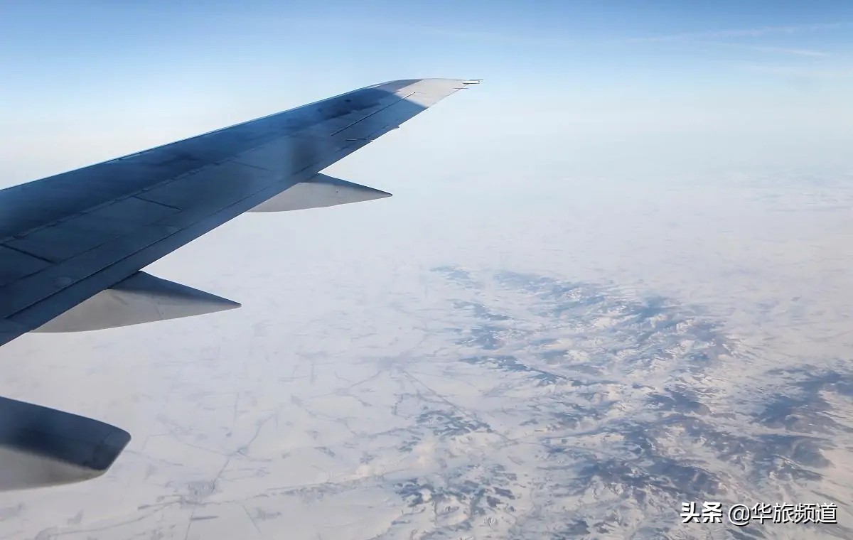 For the first time by air, there is bit of insecurity when taking off, empty elder sister people very tender? 