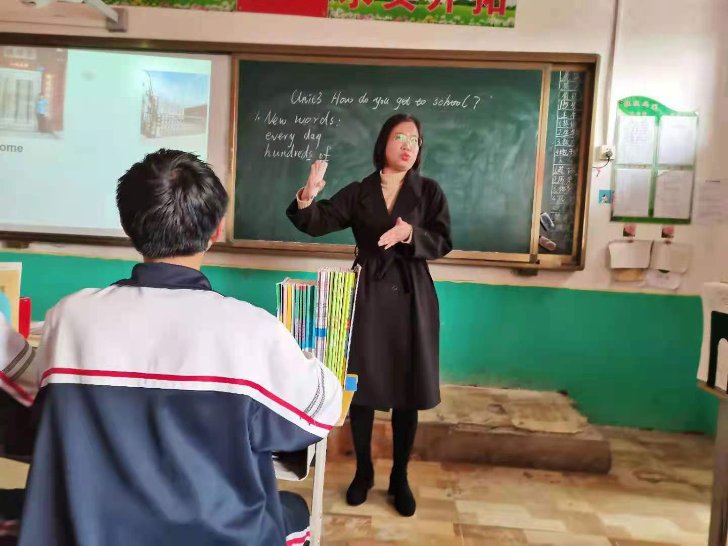 魏縣第十三中學教師張艷芬：傾心教育教學，奉獻青春年華