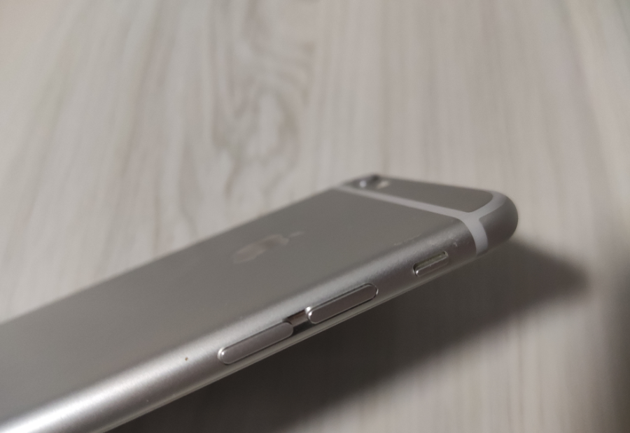 给iPhone6s刷了iOS14，觉得像换了部新手机，但是有一个缺陷