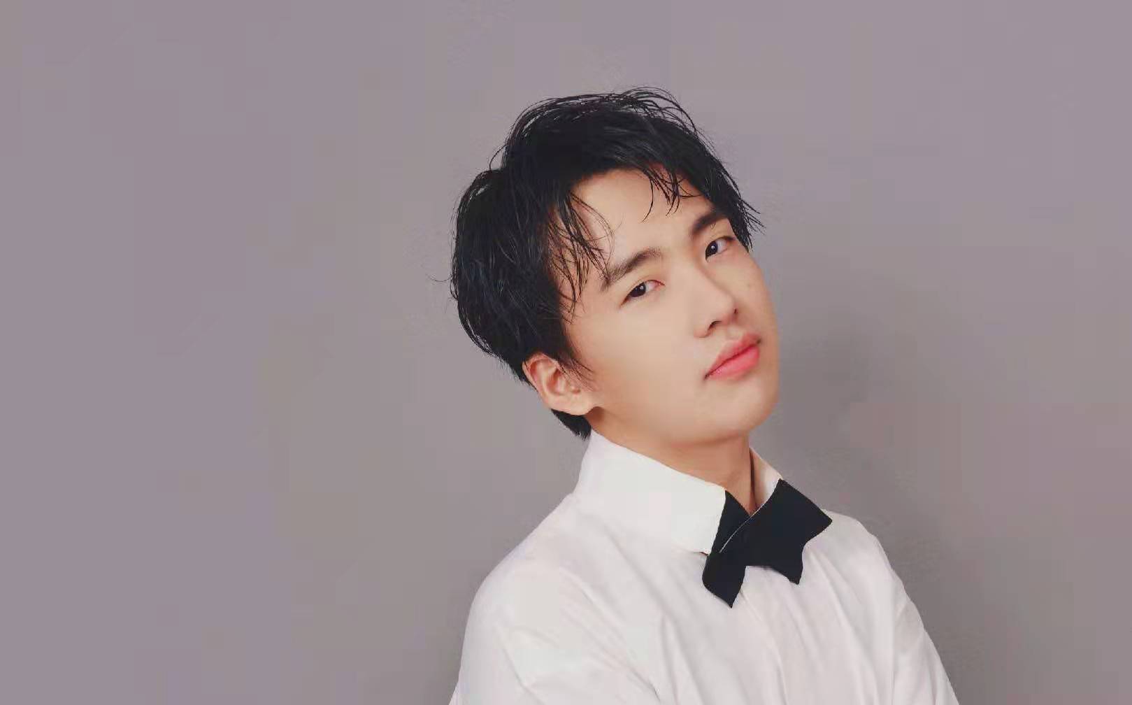 郭麒麟范丞丞合租，原来郭麒麟才是拿全网最令