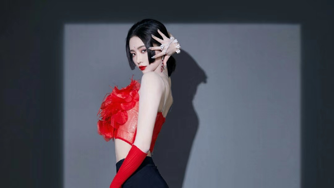 THE9 concert, 9 fairy arena exceed light, NINECHO was cried by the United States