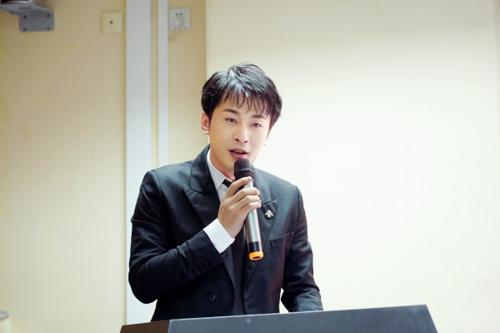 回应|张雨绮工作室回应 让辛巴倒贴1200万带货iPhone11