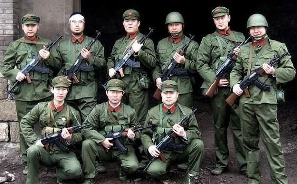 79����Խս���������������װ���Աȣ���֪ʤ�����ö�ô����