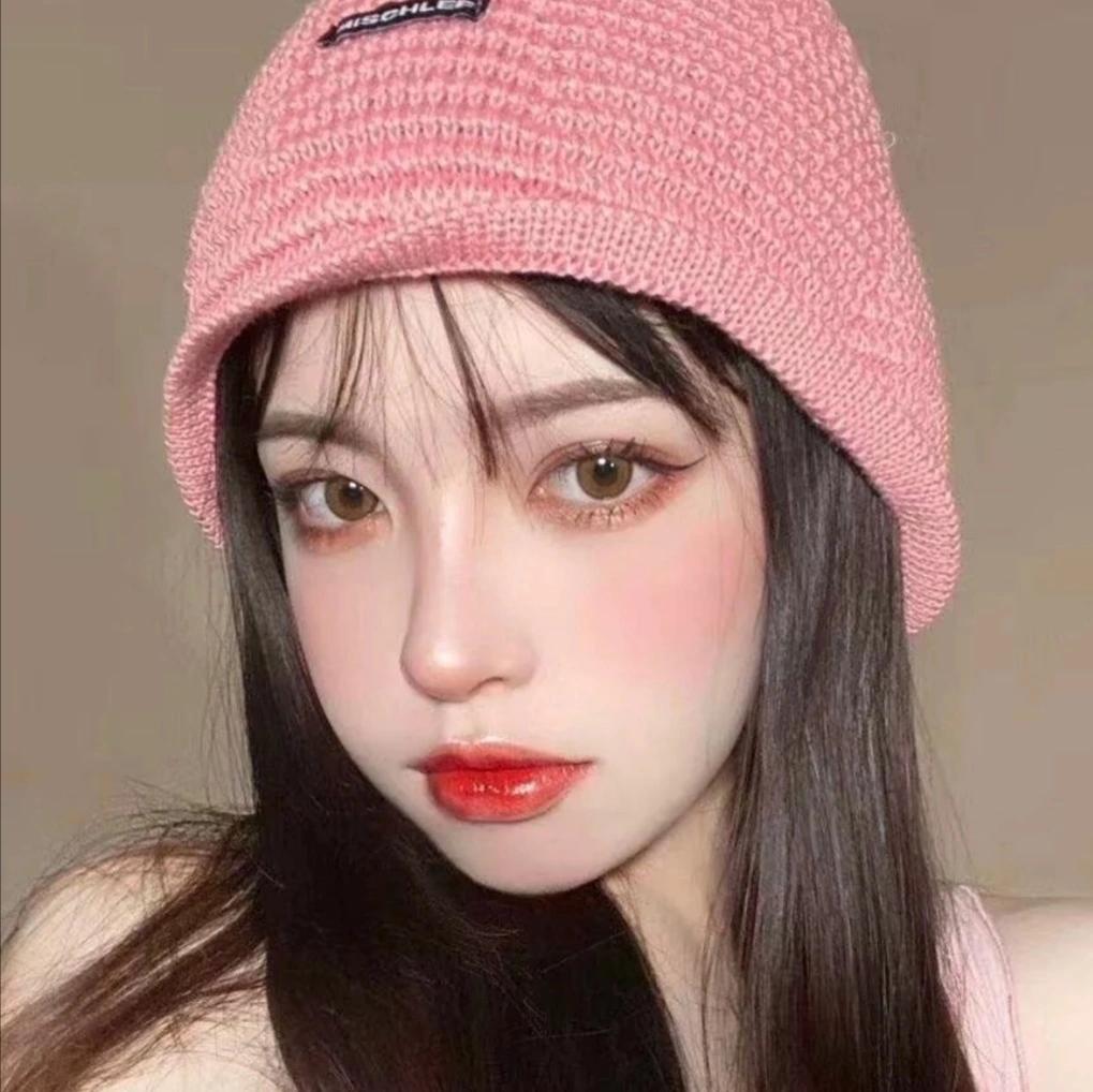 皮到挨打的沙雕文案：好看的锁骨千篇一律，有趣的肚子弹来弹去