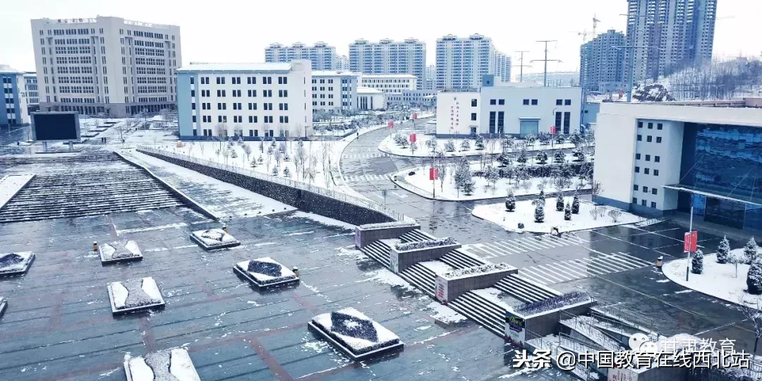 甘肃初雪|甘肃18所高校初学雪景大PK,快来看看有你的母校没?