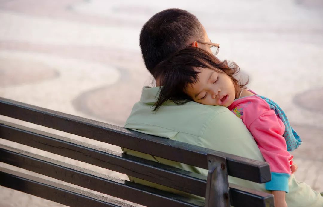 孩子不愿意午睡，是不是就长不高发育不好？其实家长都在瞎操心