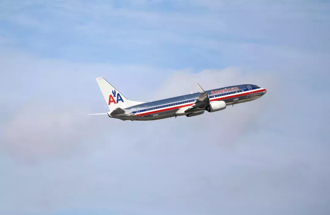 为了拿加班费，美国一维修工破坏了架有150名乘客的飞机