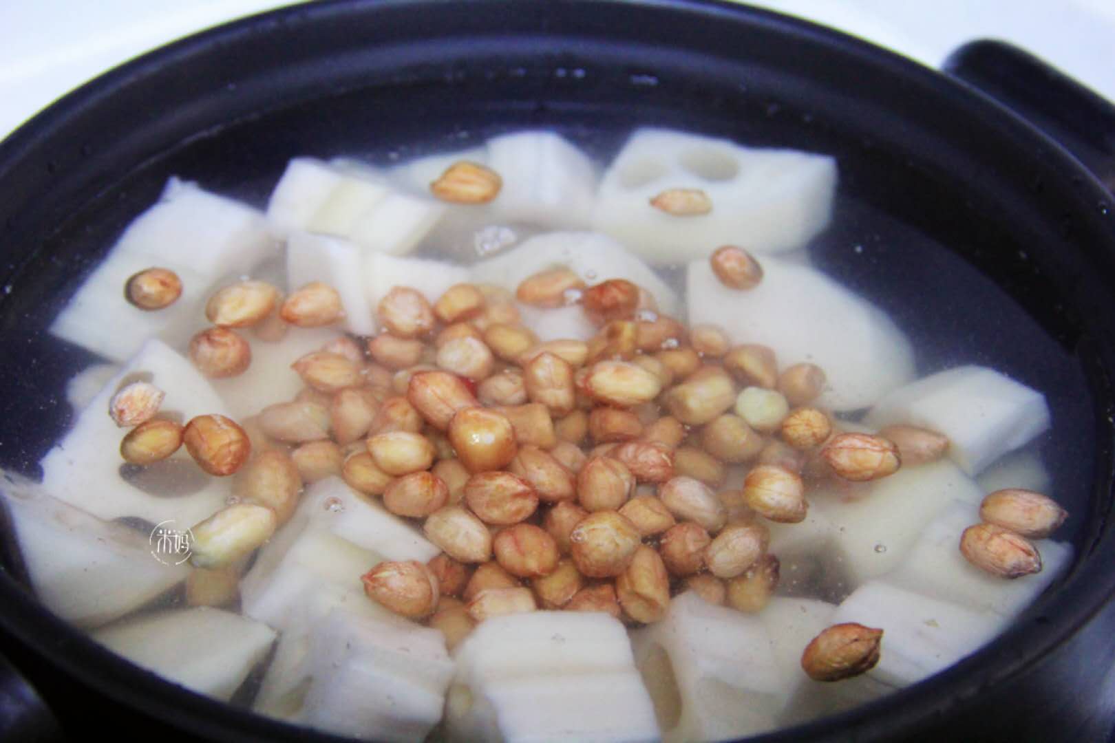 图片[7]-排骨莲藕花生汤做法步骤图 用来煲汤营养高入春常喝对脾胃好-起舞食谱网