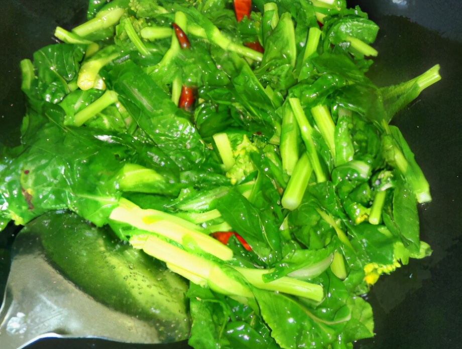 图片[5]-清炒油菜苔的做法步骤图 不放肉也特鲜-起舞食谱网