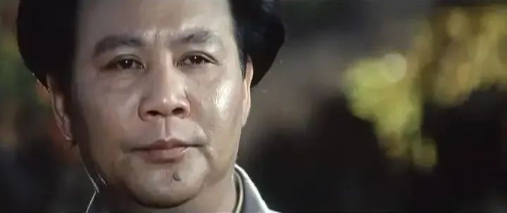同样是演毛泽东主席，唐国强版与古月版，差别在哪？