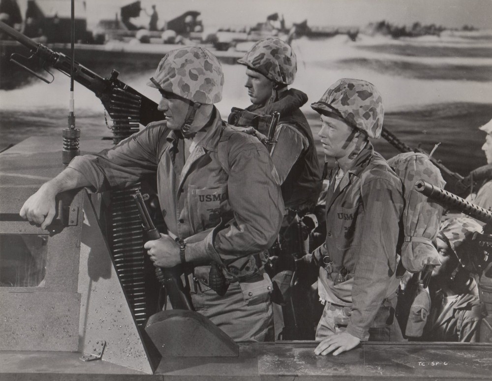 Iwo Jima Battle of the meat grinder in the Pacific, 23,000 Japanese troops battled with 110,000