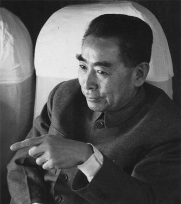 毛泽东展现中国智慧进入联合国，“外交天团”