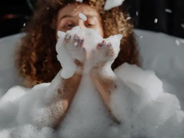 冬季乾燥容易起靜電？ 不想再被電，教你4個小妙招，趕走乾燥